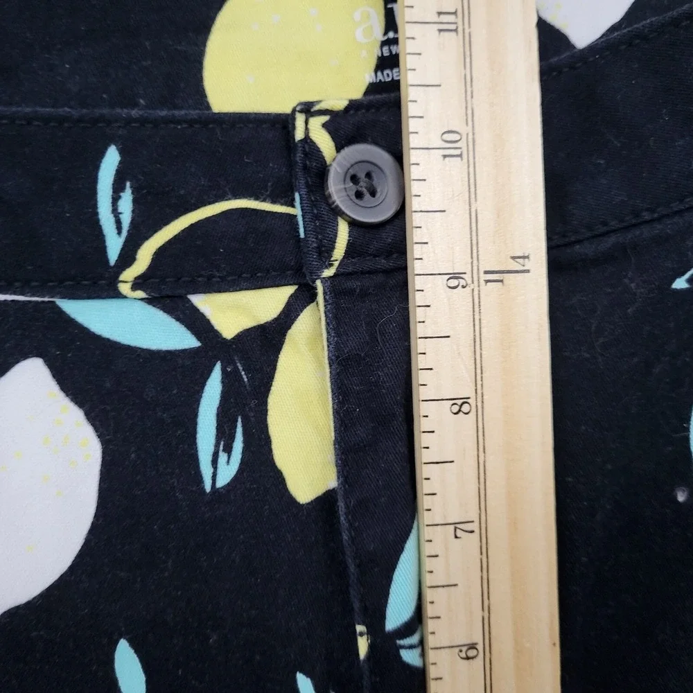 ana‎ A New Approach Women Black Lemon Print Twill Shorts Size 16 Fruit Summer